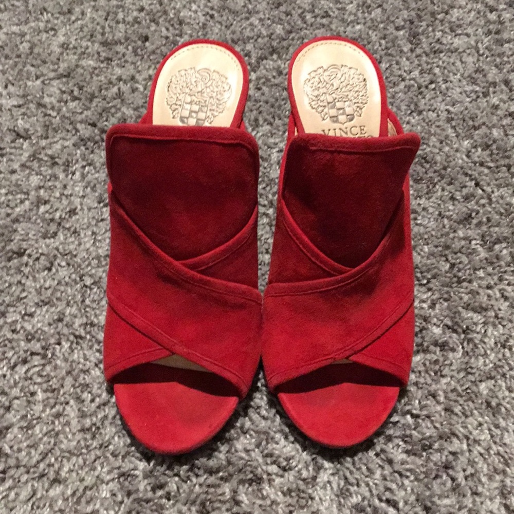 ❤️Slip On Heels❤️ - Picture 2 of 4